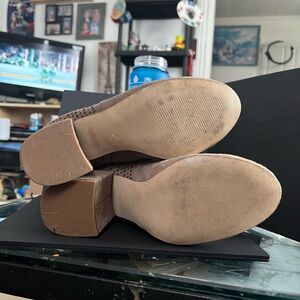 Steve Madden Taupe Suede Ankle Heel